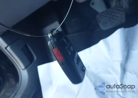 2013 Volkswagen Passat 2.5L Sel Premium z USA, uszkodzony, nr VIN 1VWCH7A39DC133784